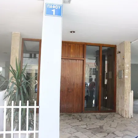Apartment 110 Sqm Free Parking Patras Extérieur photo